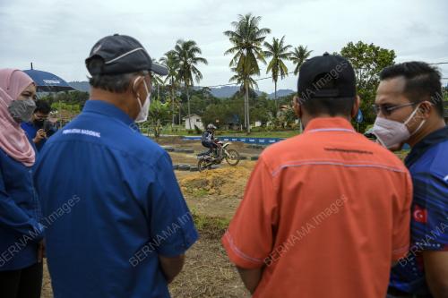TAN SRI MUHYIDDIN YASSIN