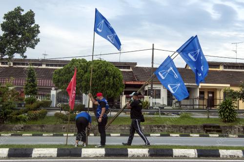 TINJUAN PEMASANGAN BENDERA PRN JOHOR