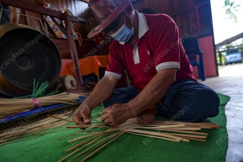 SENI PEMBUATAN KUDA KEPANG