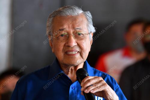 TUN DR MAHATHIR MOHAMAD