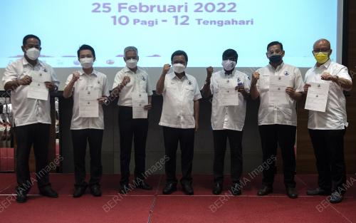DATUK SERI MOHD SHAFIE APDAL