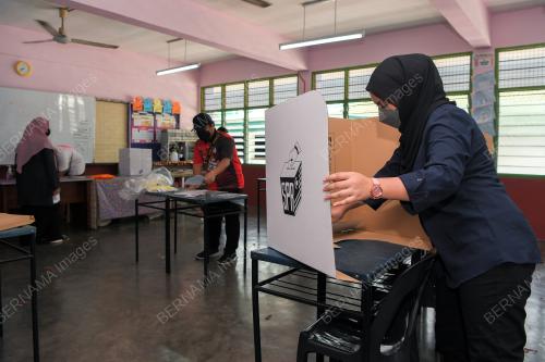 PERSIAPAN HARI MENGUNDI PRN JOHOR