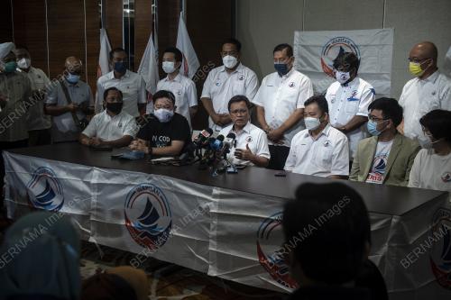 DATUK SERI MOHD SHAFIE APDAL