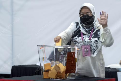 PILIHAN RAYA NEGERI JOHOR KE-15