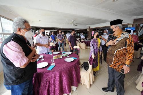 TAN SRI ANNUAR MUSA