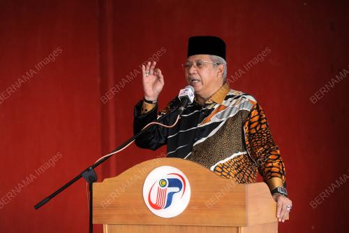 TAN SRI ANNUAR MUSA