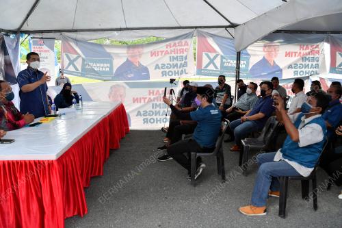 DATUK SERI MOHAMED AZMIN ALI