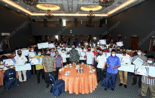 TAN SRI ANNUAR MUSA
