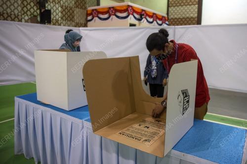 PILIHAN RAYA NEGERI JOHOR KE 15