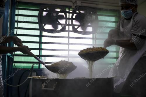 PEMBUATAN TEMPE DI POJI'S TEMPE, BUKIT TANGKAK