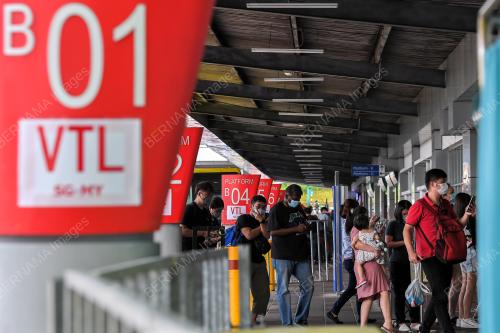 TINJAUAN LARKIN SENTRAL