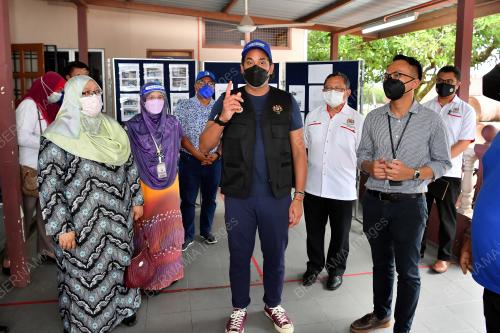 KHAIRY JAMALUDDIN