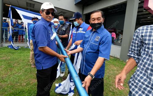 DATUK NASIR TUN SAKARAN