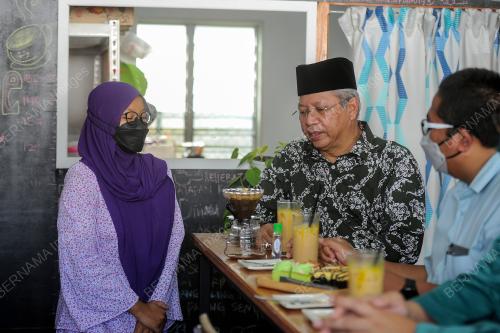 TAN SRI ANNUAR MUSA