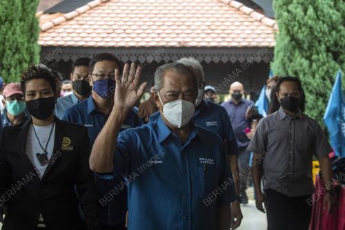 TAN SRI MUHYIDDIN YASSIN