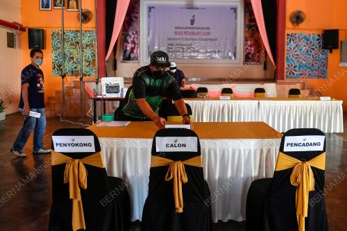 PERSEDIAAN PUSAT PENAMAAN CALON PRN JOHOR