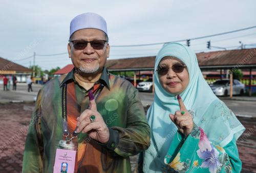 DATUK MOHD AMAR ABDULLAH