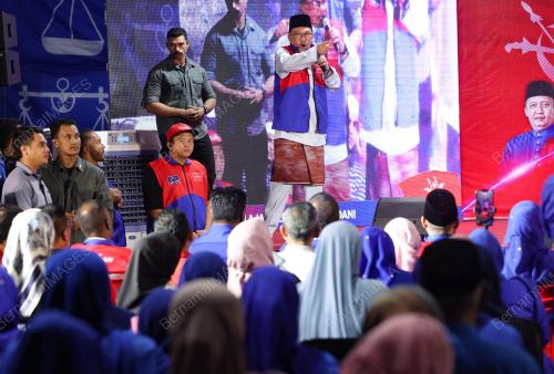 DATUK SERI ANWAR IBRAHIM