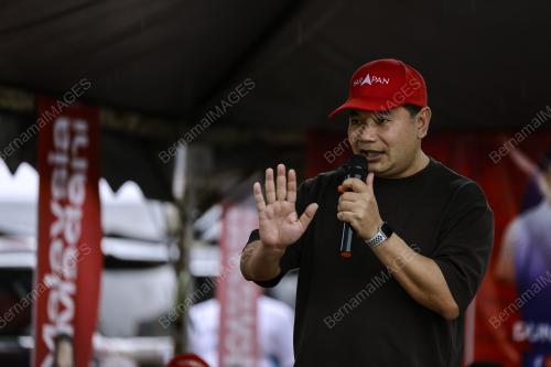 RAFIZI RAMLI