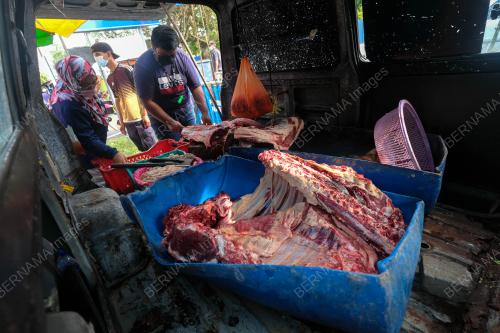 PRNM05_13112021_PENIAGA_DAGING