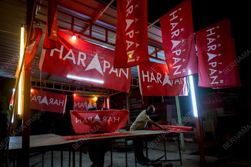 PRNM111_08112021_BENDERA_PRN