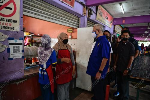 DATUK SERI ISMAIL SABRI YAAKOB