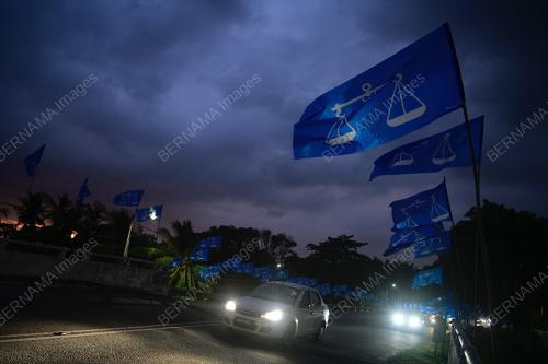 PERANG BENDERA PRN MELAKA