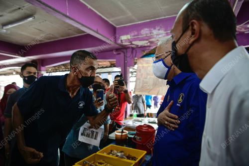 DATUK SERI ISMAIL SABRI YAAKOB