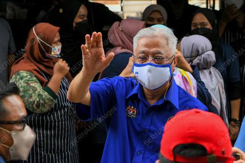 DATUK SERI ISMAIL SABRI YAAKOB