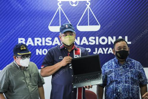 TAN SRI ANNUAR MUSA