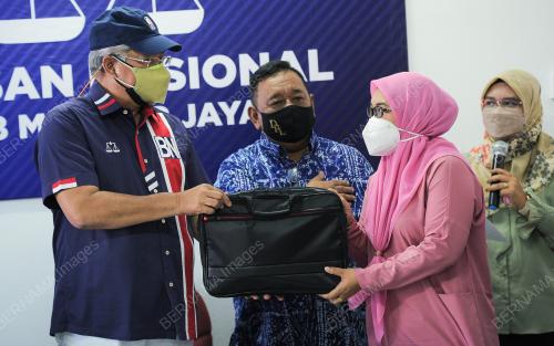 TAN SRI ANNUAR MUSA