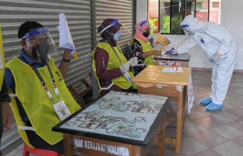 UNDI AWAL PILIHAN RAYA NEGERI MELAKA