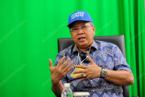 TAN SRI ANNUAR MUSA