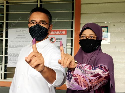 PRNM77_20112021_SKDURIAN_TUNGGAL