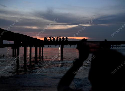 PEMANDANGAN MATAHARI TERBENAM DI PORT DICKSON