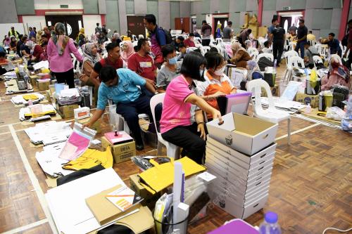 SPR PILIHAN RAYA NEGERI DUN KE-15