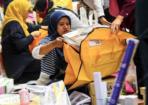 SPR PILIHAN RAYA NEGERI DUN KE-15