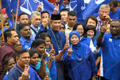 DATUK SERI MOHAMAD HASAN