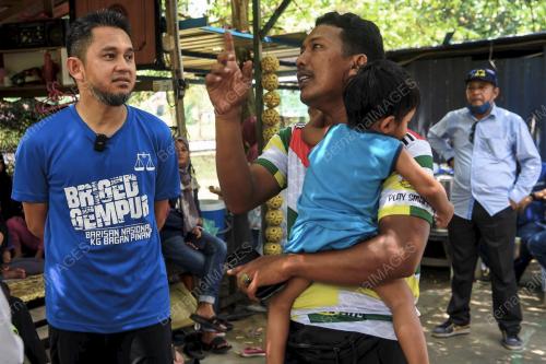 MOHD NAJIB MOHD ISA