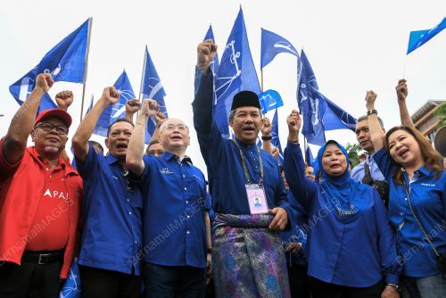 DATUK SERI MOHAMAD HASAN