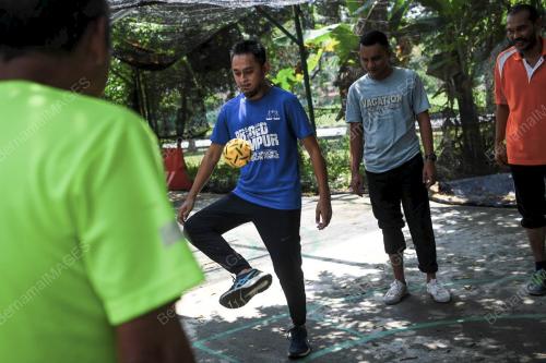 MOHD NAJIB MOHD ISA