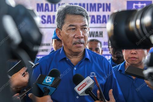 DATUK SERI MOHAMAD HASAN