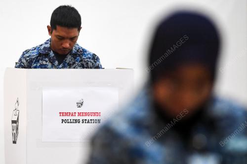 HARI MENGUNDI AWAL PILIHAN RAYA NEGERI KE-15