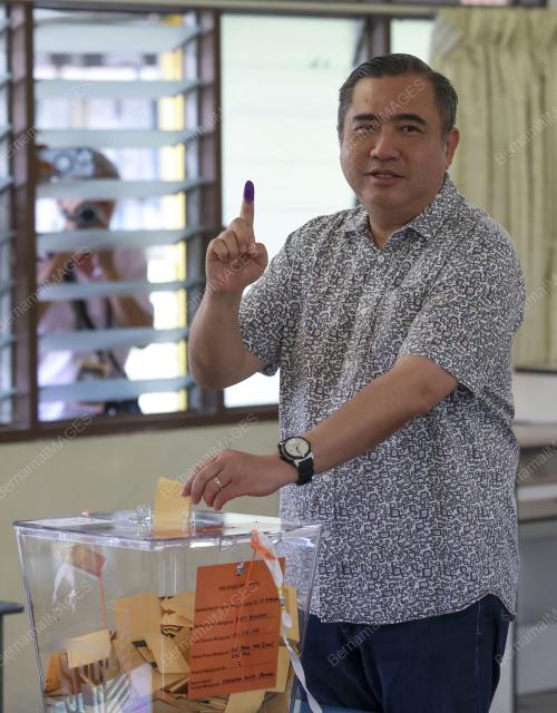 ANTHONY LOKE
