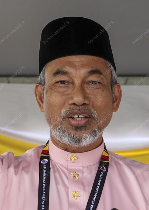 DATUK BAKRI SAWIR