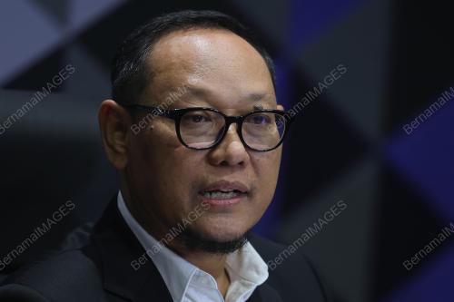 DATUK AZIZ BAKAR