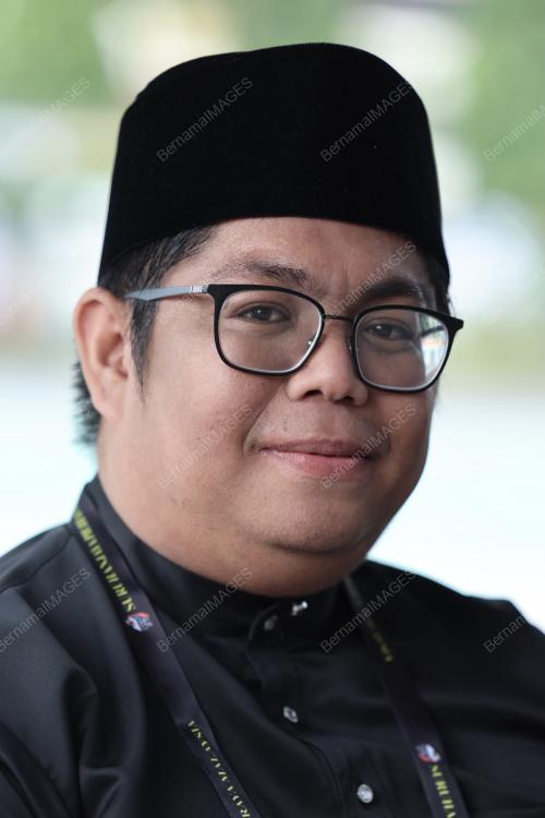 AL HAFIZ IKHWAN MOHAMAD