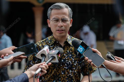 FAHMI FADZIL