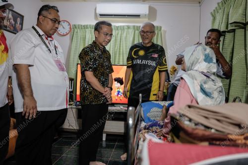 FAHMI FADZIL