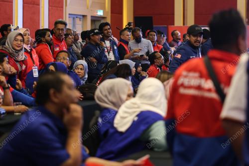 KEPUTUSAN TIDAK RASMI